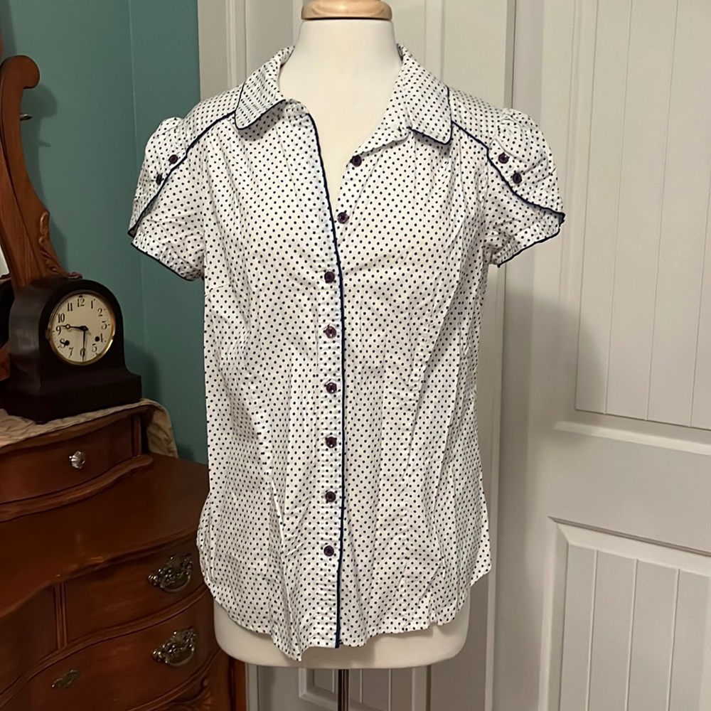 Torrid top white with little blue polka dots